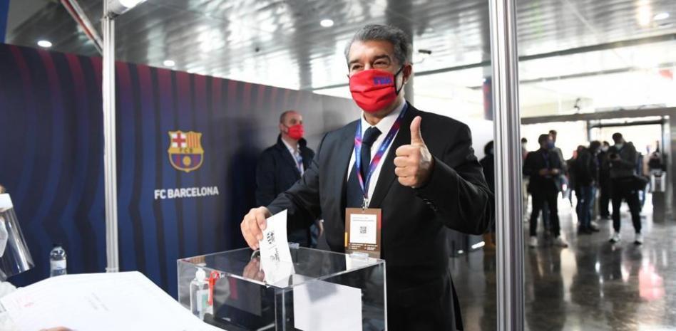 世体：巴萨考虑下周四公布主席选举日期，3月22日成热门方案