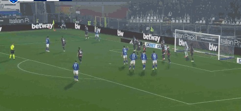 意甲-AC米兰3-1科莫 拉比奥特双响恩昆库破门