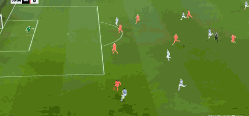 半场战报：巴萨0-1皇社，奥亚萨瓦尔凌空斩，两队4个进球被吹